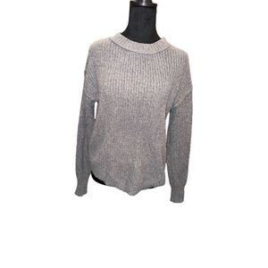 SO channel knit sweater size small